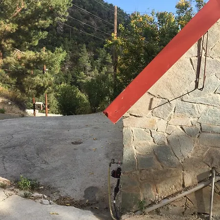 Mountain Dom wakacyjny Kato Amiandos